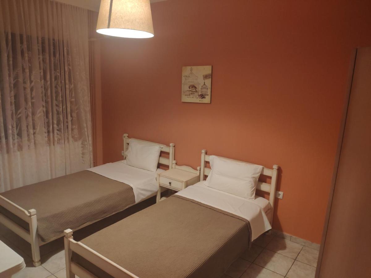 Antique The Hotel Olympiaki Akti Exterior photo