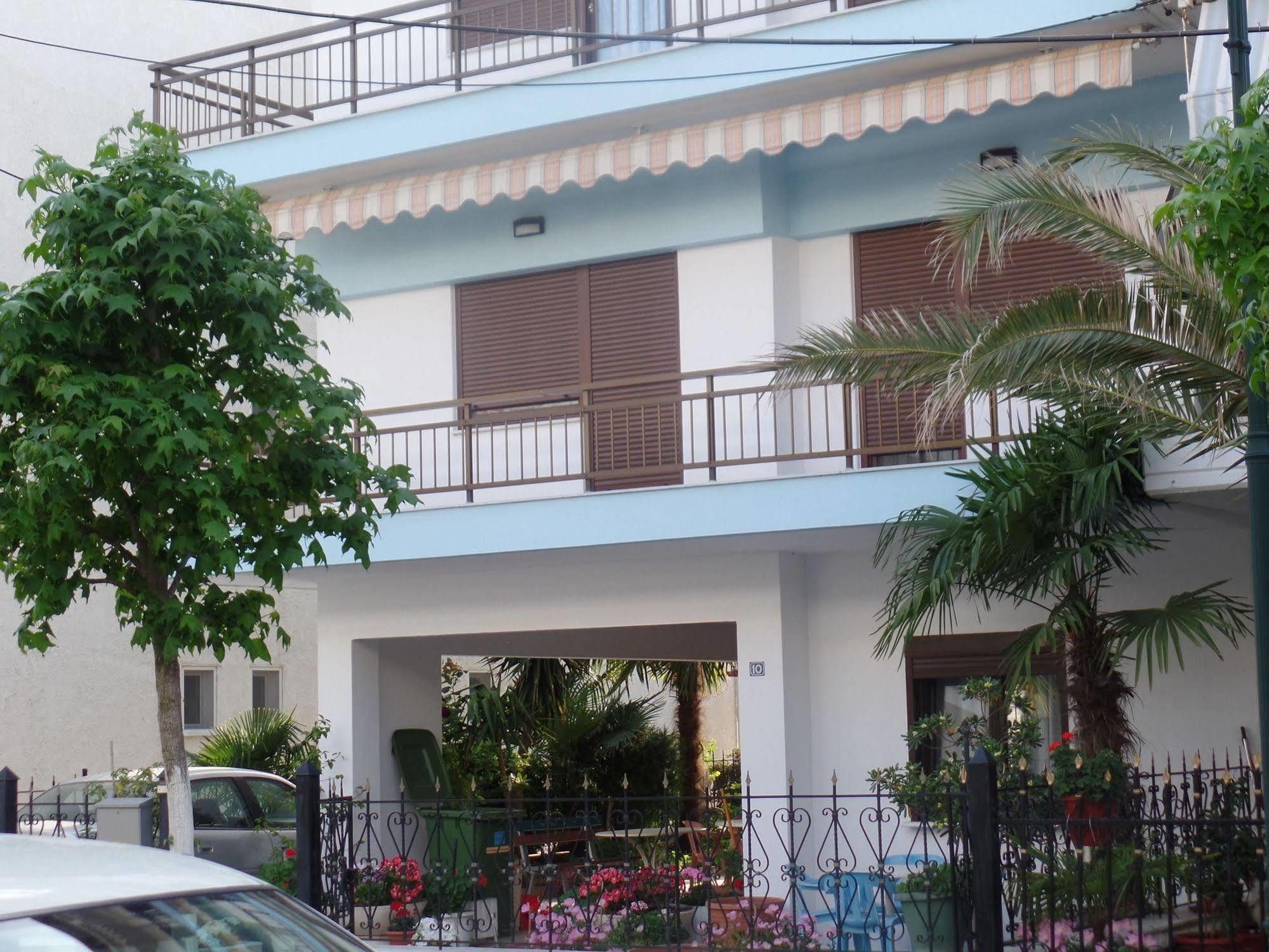 Antique The Hotel Olympiaki Akti Exterior photo
