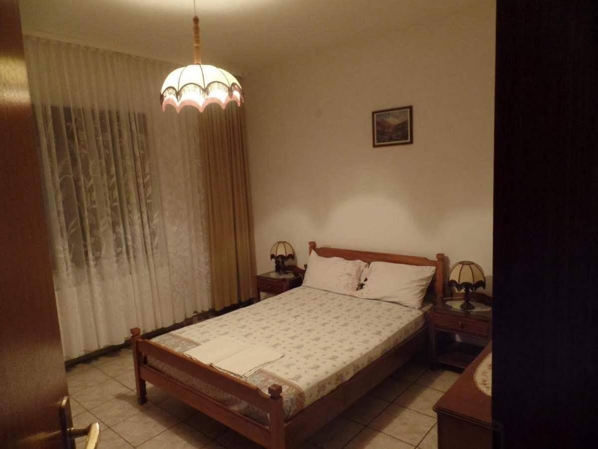 Antique The Hotel Olympiaki Akti Exterior photo